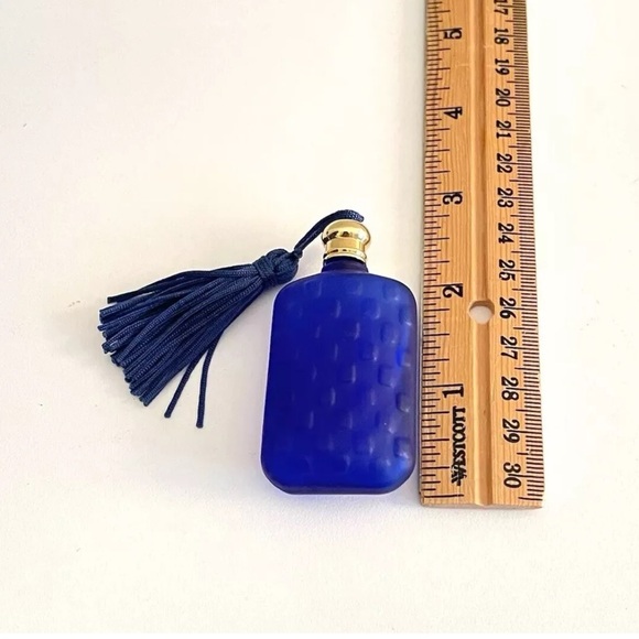 Cobalt Blue Basket Weave Glass Mini Perfume Bottle w/Gold Top Navy Tassel - Picture 5 of 7